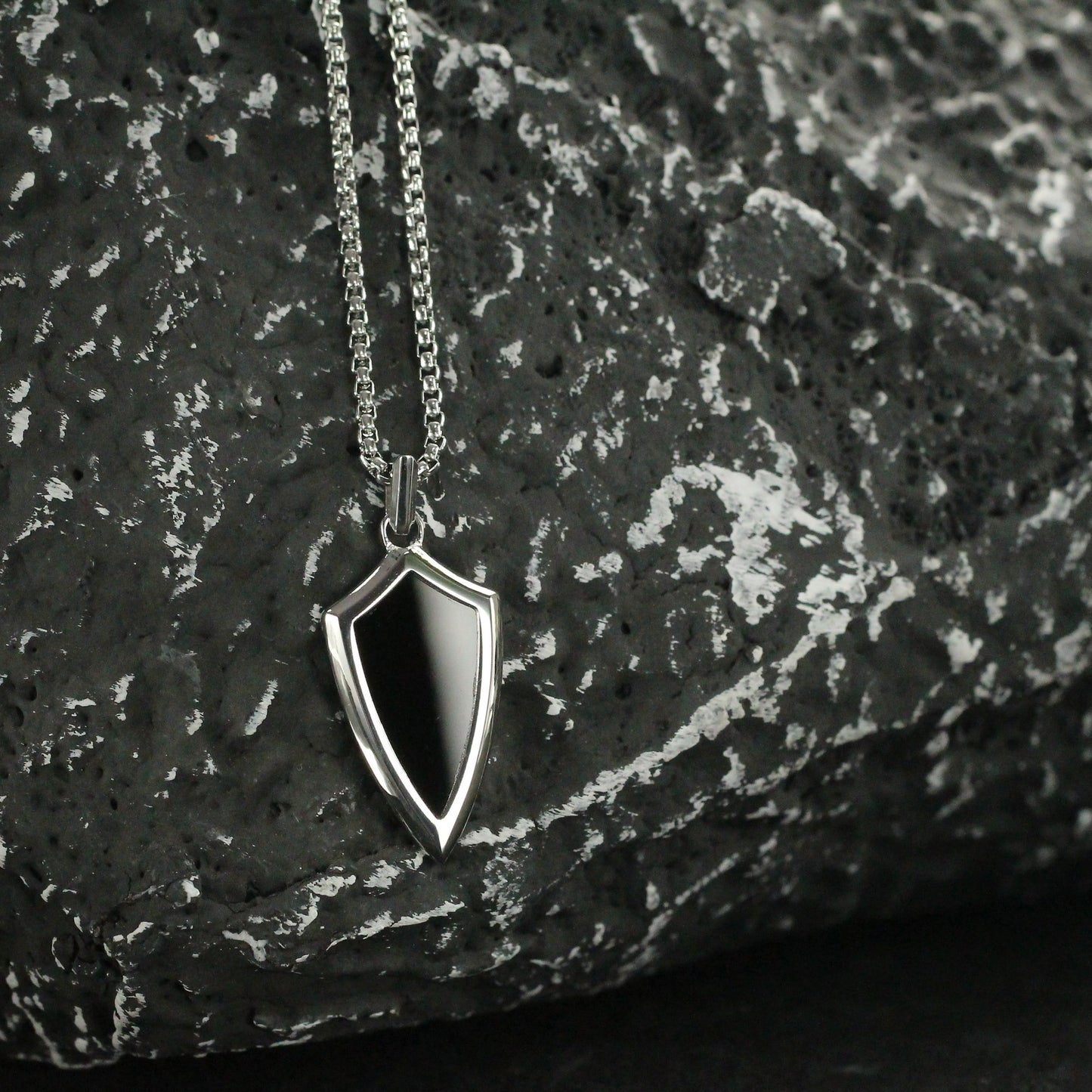Shield Onyx Men Necklace